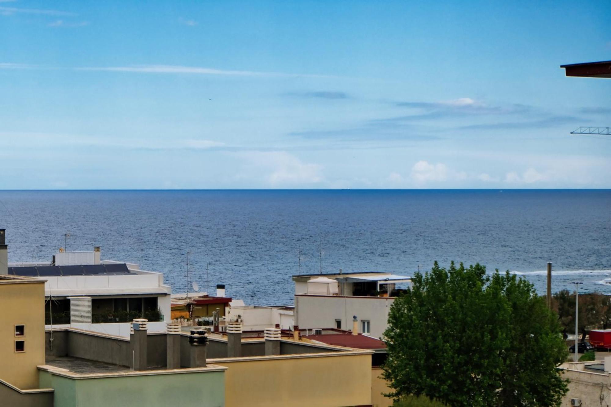 Mare Mary - Appartamento Vista Mare A Monopoli Exterior photo